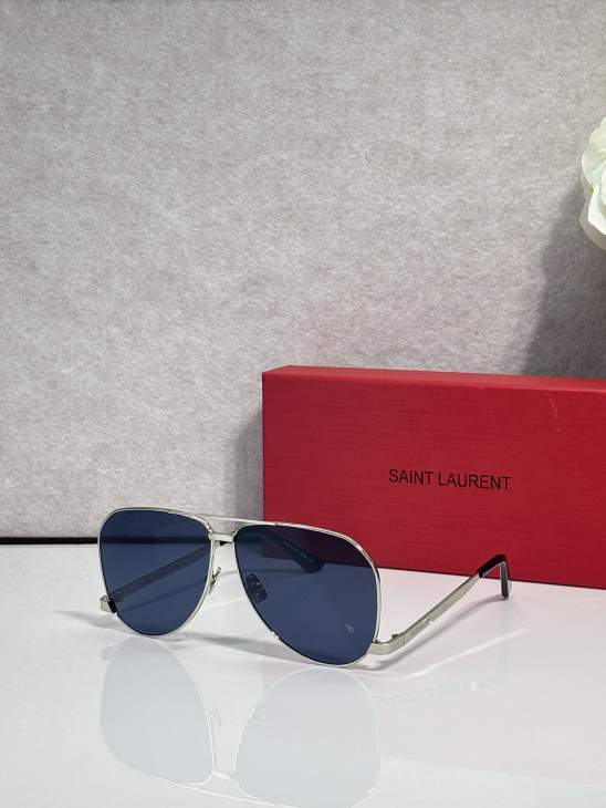 Picture of Saint Laurent Sunglasses _SKUfw79761152fw
